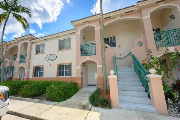 $2,350 | 7760 Northwest 22nd Street, Unit 103, Pembroke Pines, FL 33024