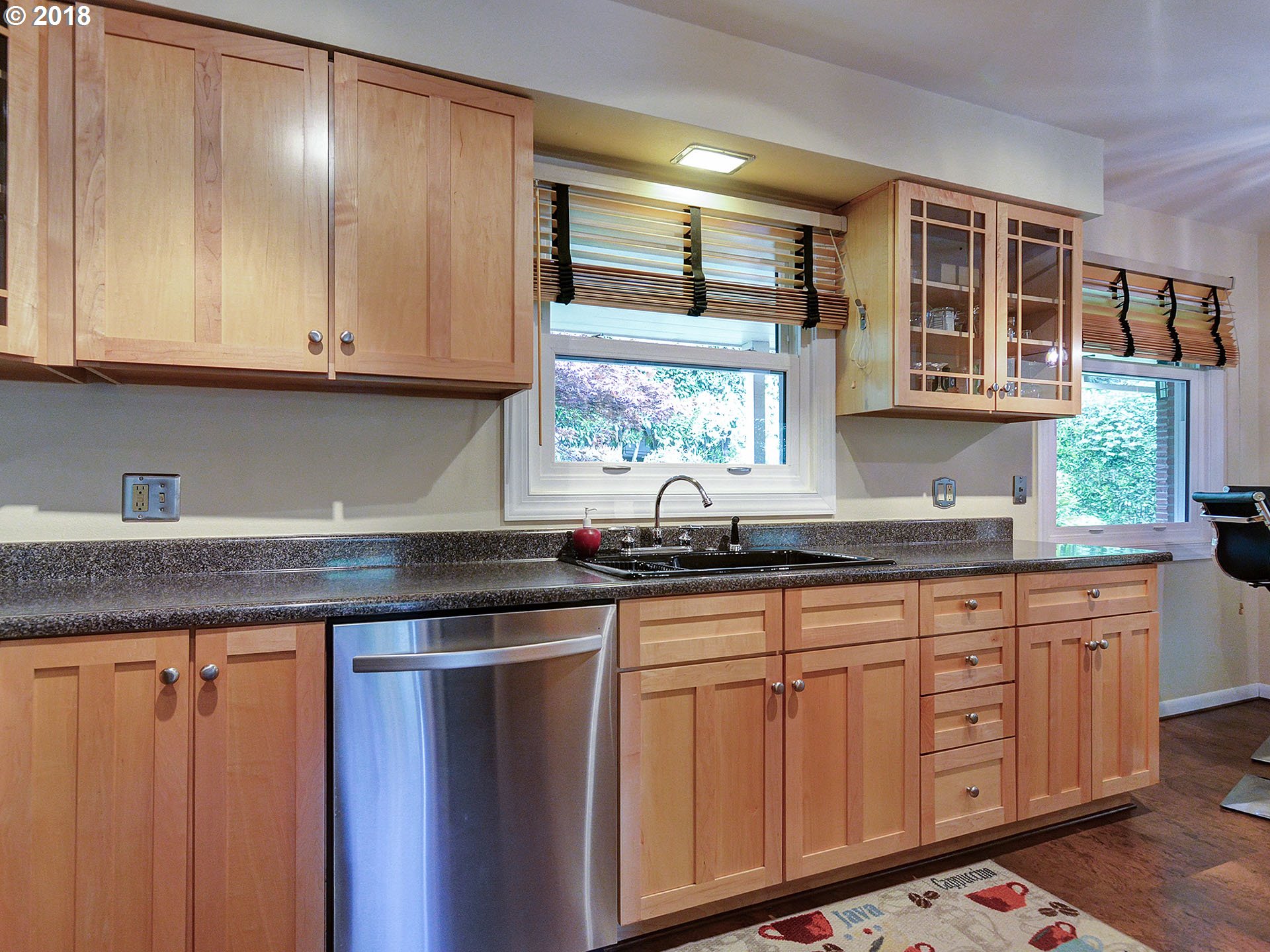 10100 Southwest Lancaster Road Portland, OR 97219 - Photo 13 of 32 Gallery Image 13
