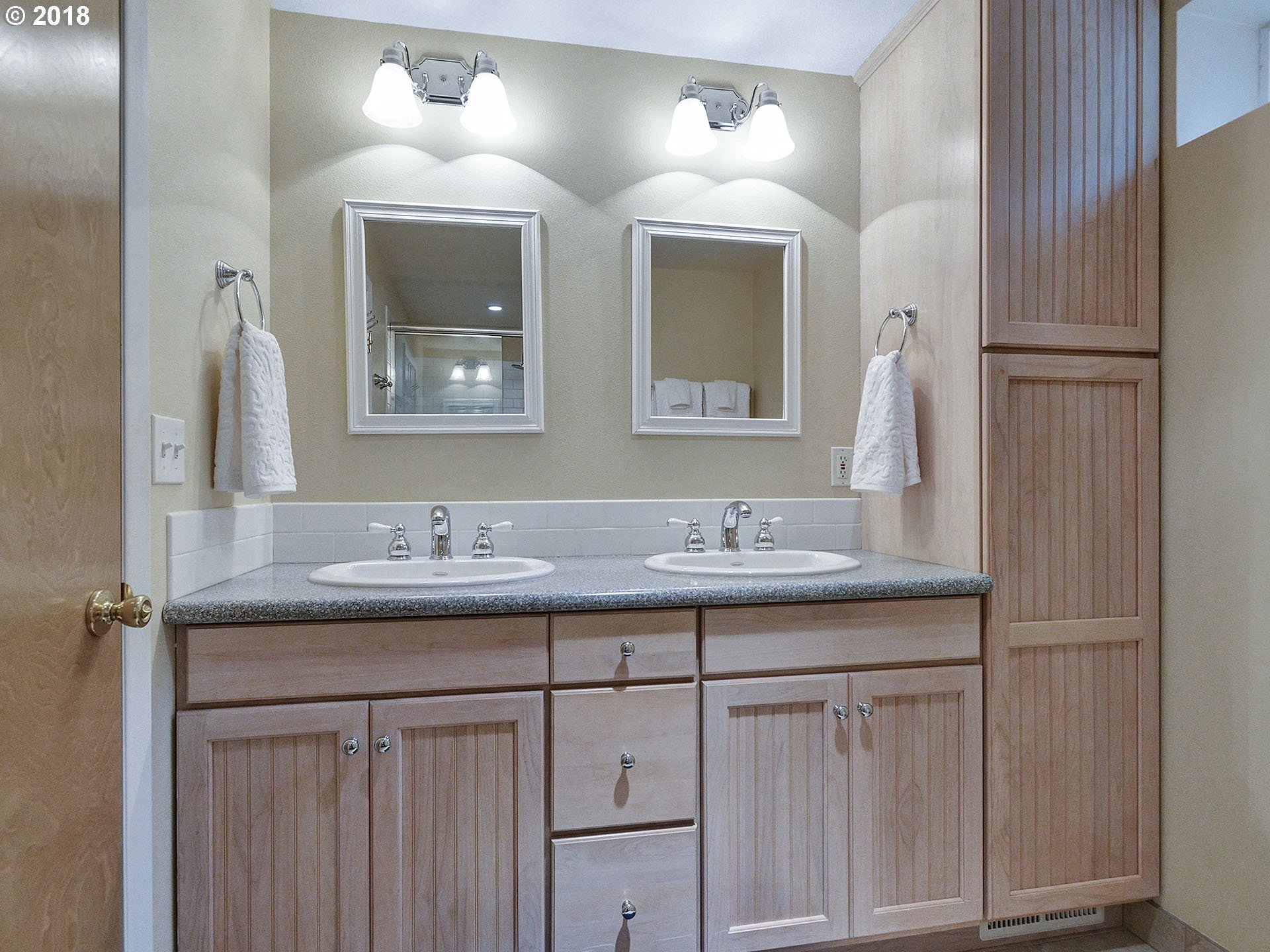 10100 Southwest Lancaster Road Portland, OR 97219 - Photo 25 of 32 Gallery Image 25