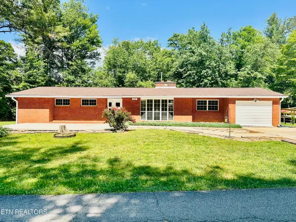 $320,000 | 117 Coon Hunters Road, Wartburg, TN 37887