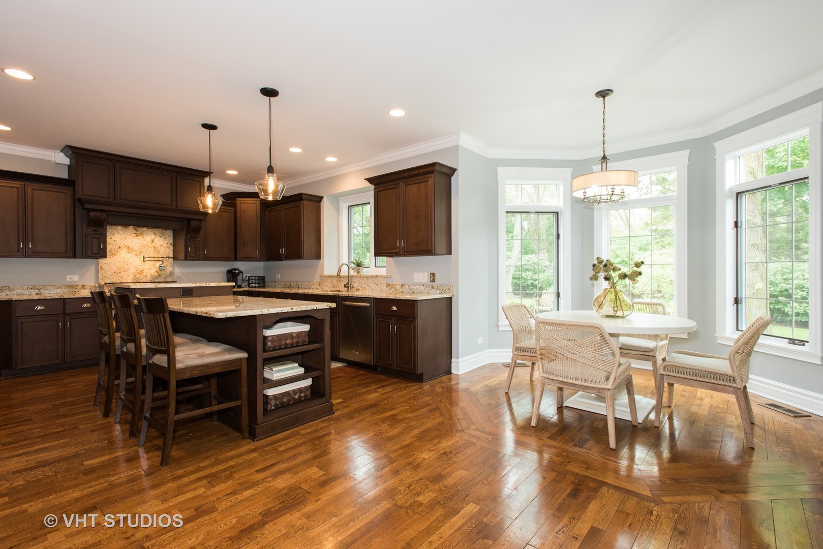 1908 Driving Park Road Wheaton, IL 60187 - Photo 14 of 31