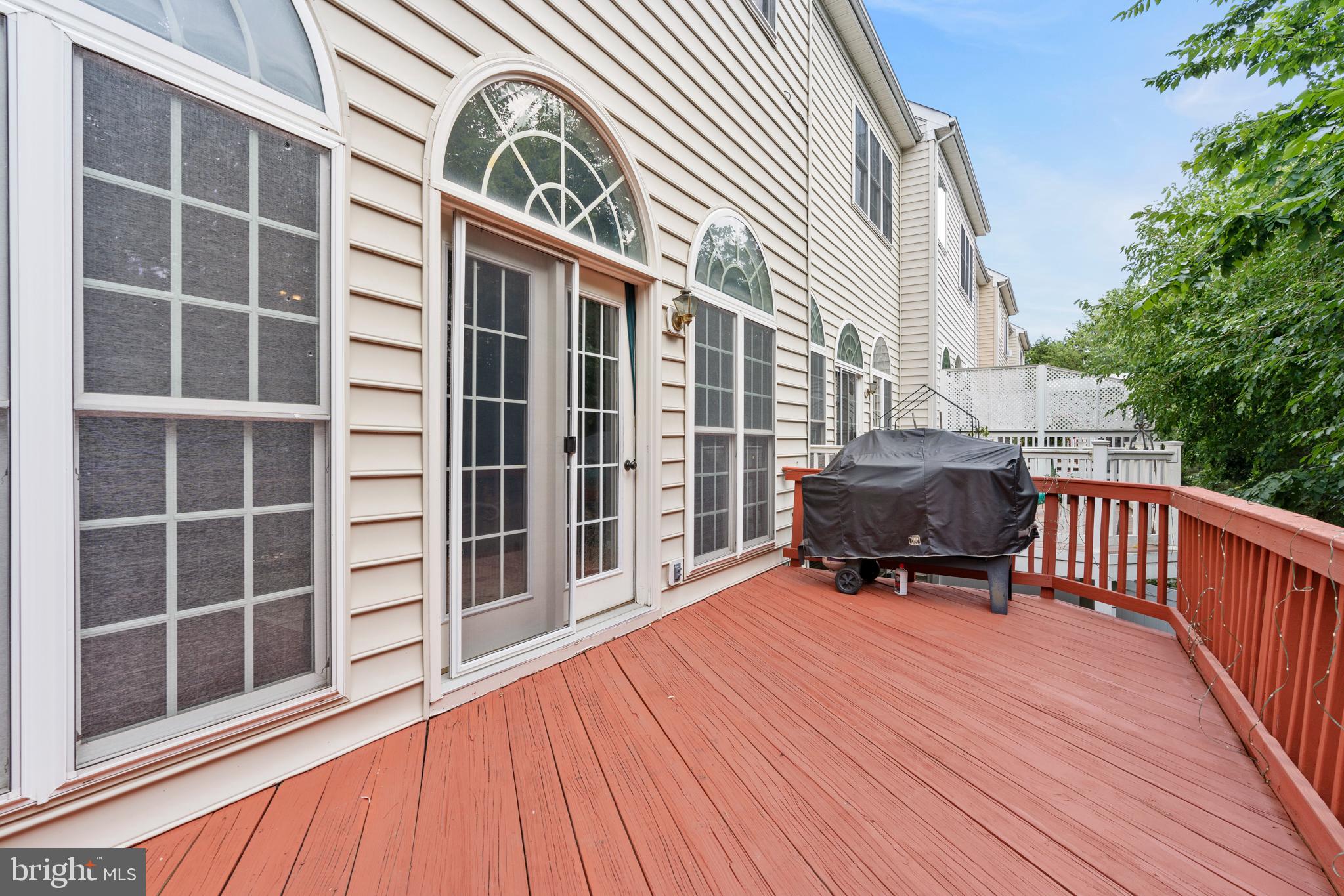 21809 Ladyslipper Square Ashburn, VA 20147 - Photo 33 of 39