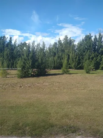 $1,595 | 600 Layne Boulevard, Unit 216, Hallandale Beach, FL 33009