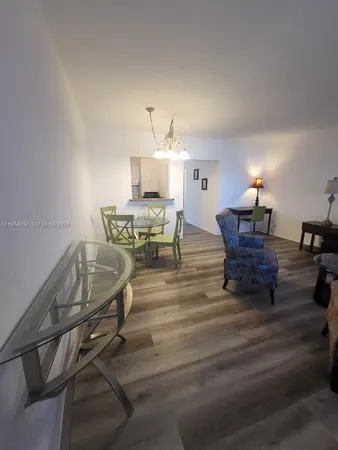 $1,595 | 600 Layne Boulevard, Unit 216, Hallandale Beach, FL 33009