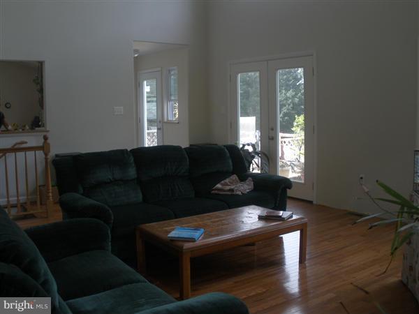 6805 Runkles Road Mount Airy, MD 21771 - Photo 8 of 20 Interior (General)