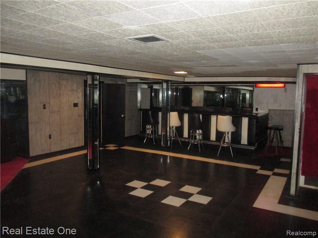 17384 Westover Road Southfield, MI 48075 - Photo 45 of 50 IMG_1174.JPG