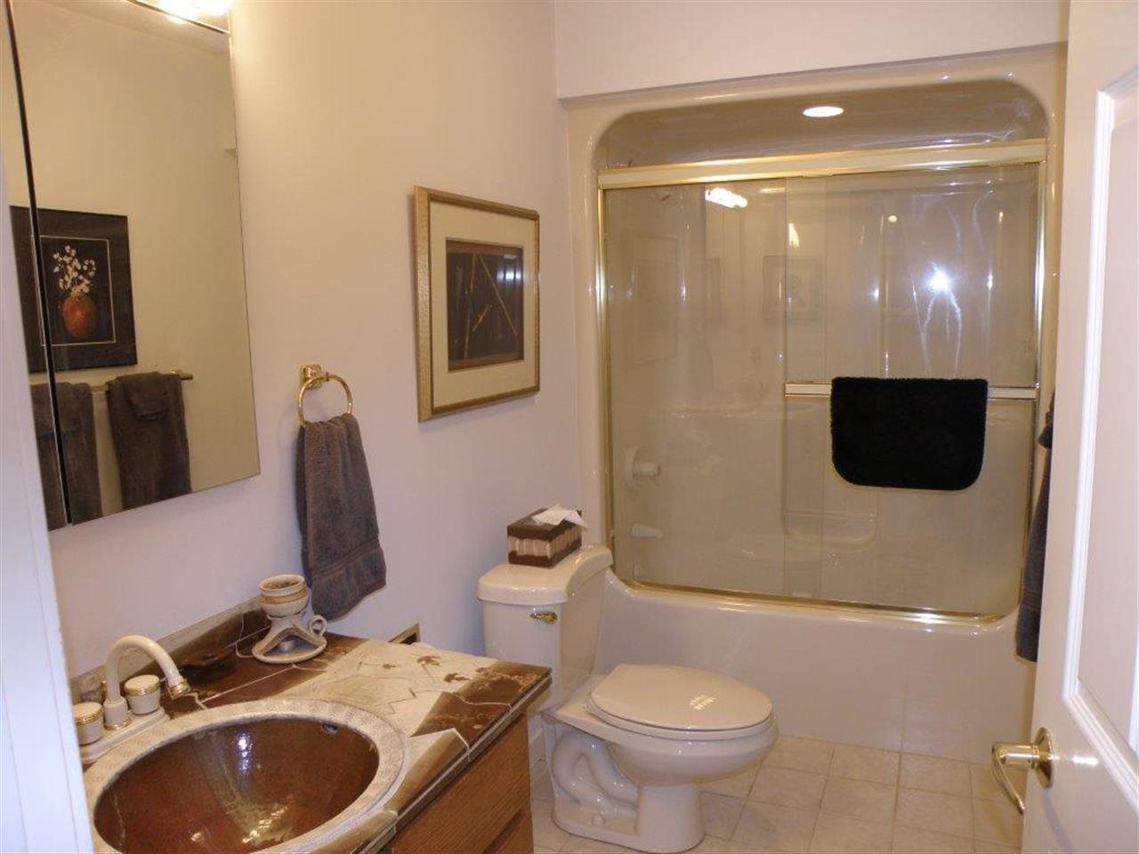 2212 Wakefield Road Goshen, IN 46528 - Photo 17 of 30 Gallery Image 17