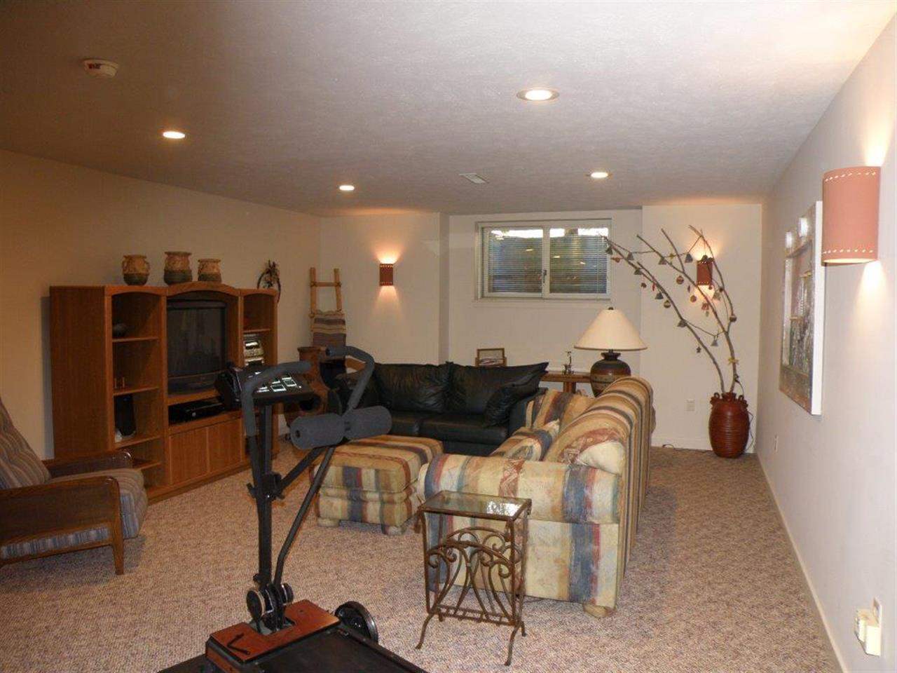 2212 Wakefield Road Goshen, IN 46528 - Photo 20 of 30 Gallery Image 20