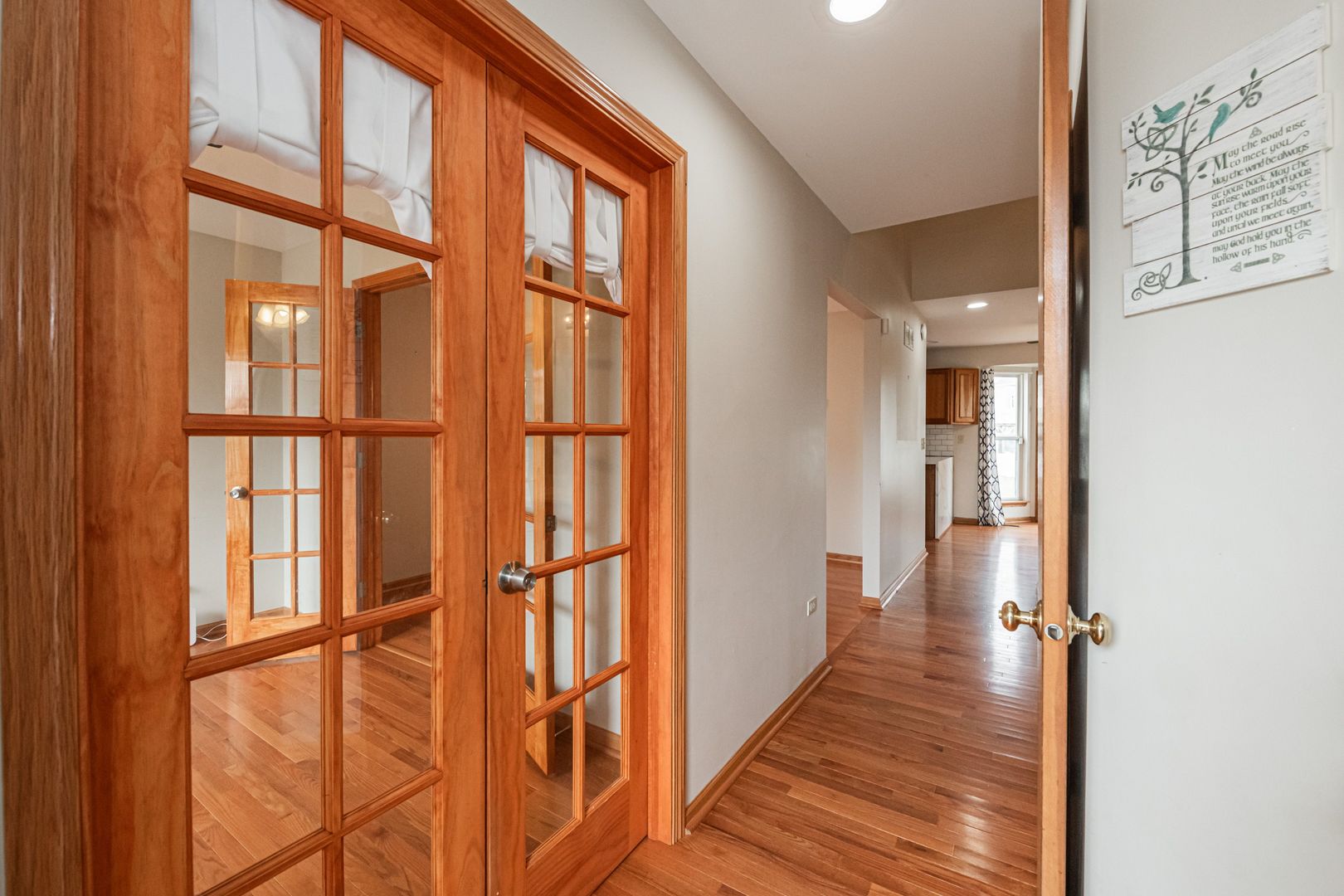 1914 Prairie Ridge Court Plainfield, IL 60586 - Photo 8 of 36