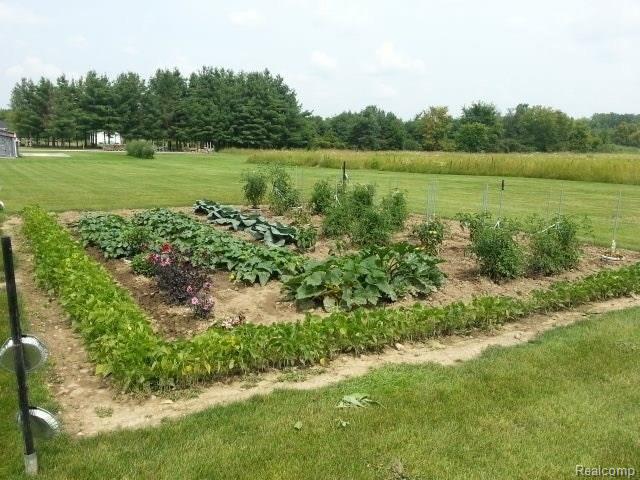 3339 South Vassar Road Davison, MI 48423 - Photo 23 of 33 IMG_3495.JPG