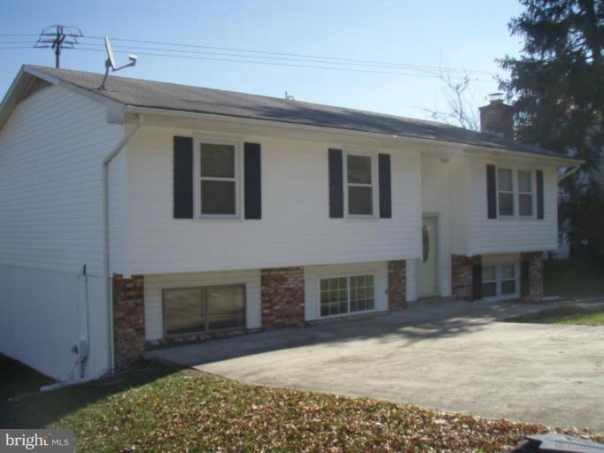 13031 Clarion Road Fort Washington, MD 20744 - Photo 20 of 25 front view from left