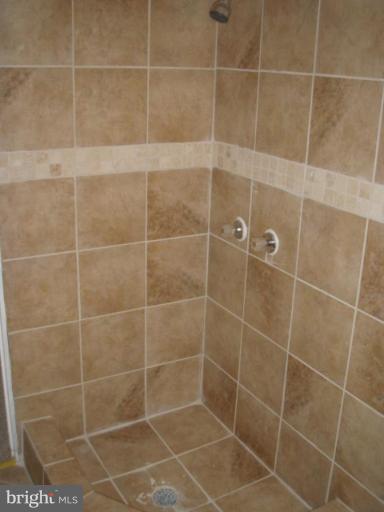 13031 Clarion Road Fort Washington, MD 20744 - Photo 6 of 25 Bath #3