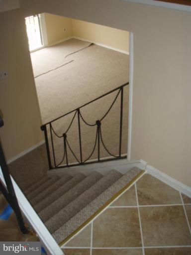 13031 Clarion Road Fort Washington, MD 20744 - Photo 7 of 25 Entrance / Foyer