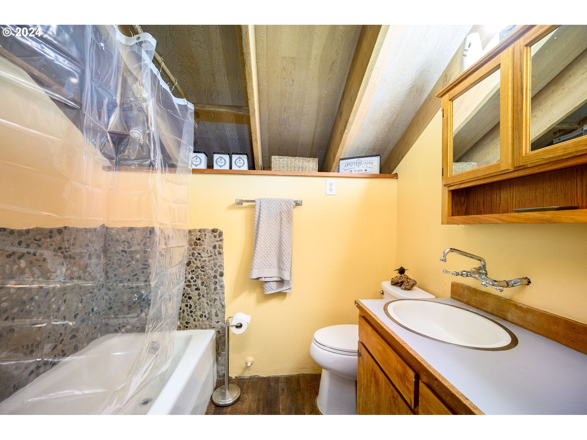 16850 Southeast Walnut Hill Road Amity, OR 97101 - Photo 24 of 47 a bathroom with a sink and a mirror