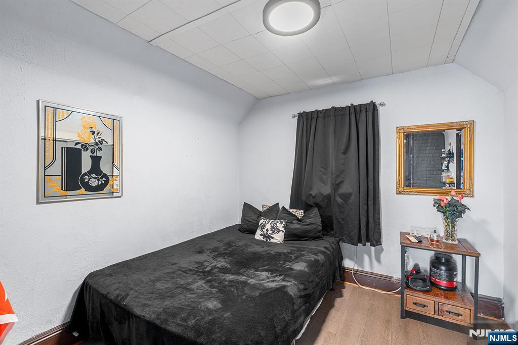 656 Devon Street Kearny, NJ 07032 - Photo 19 of 28