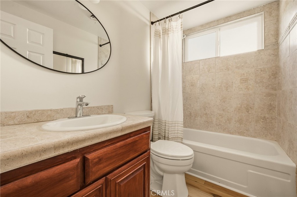 10865 Wystone Avenue Porter Ranch, CA 91326 - Photo 23 of 35