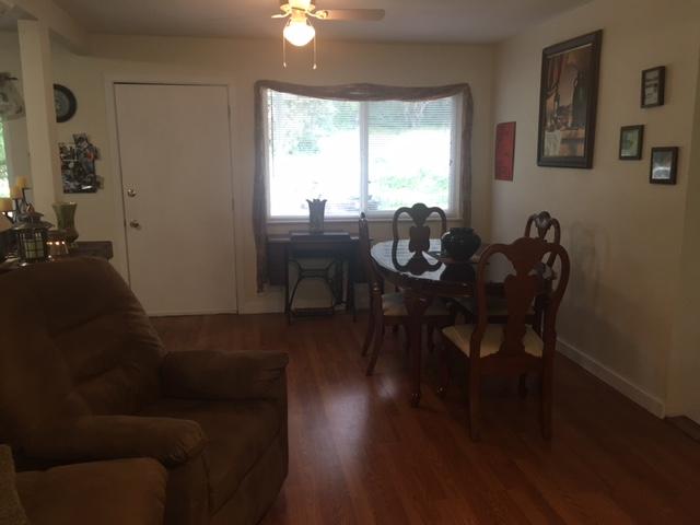6743 Old Stage Road Medford, OR 97502 - Photo 3 of 23 IMG_4034