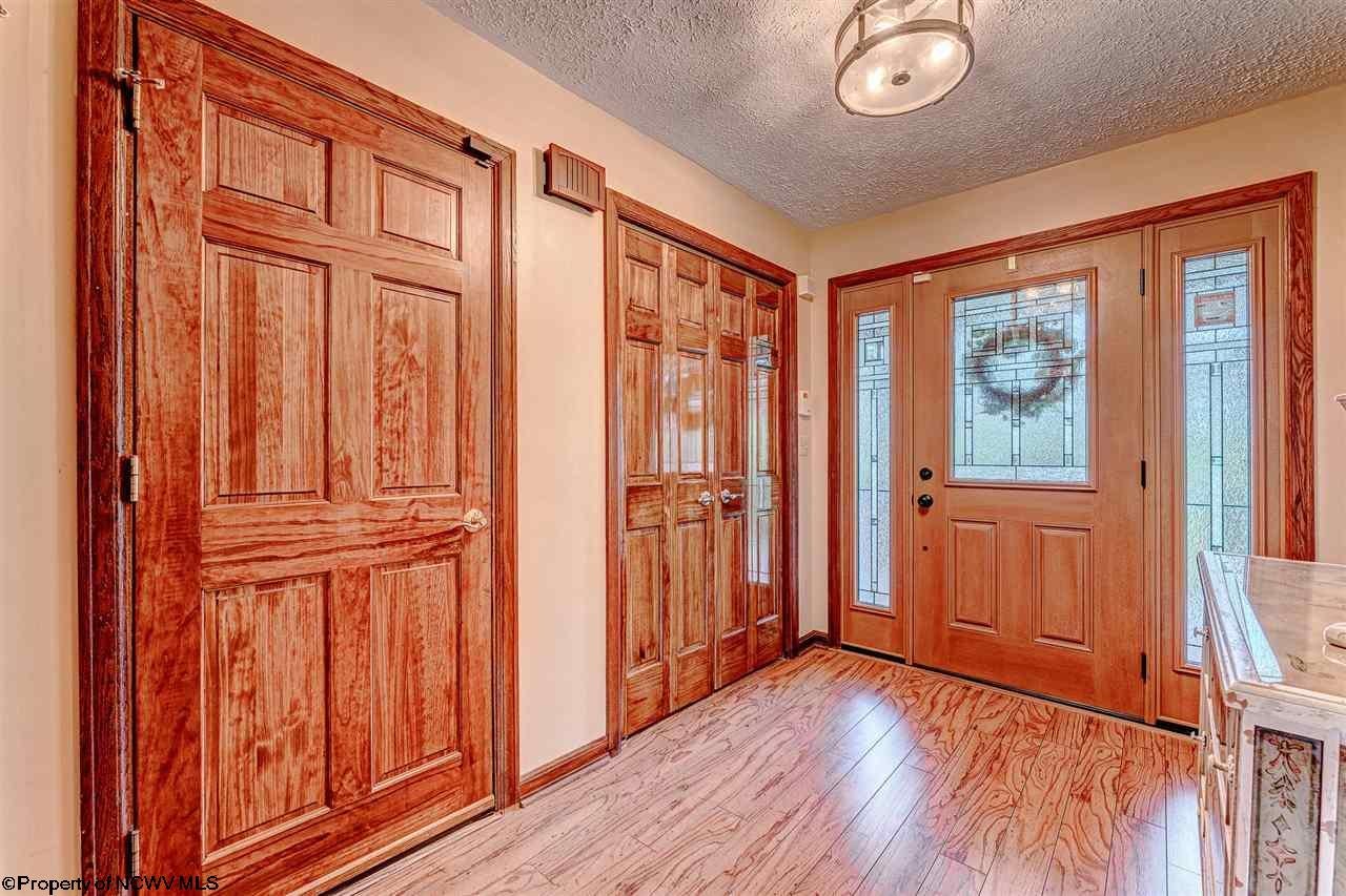 748 Fairmont Road Morgantown, WV 26501 - Photo 8 of 30 Gallery Image 8