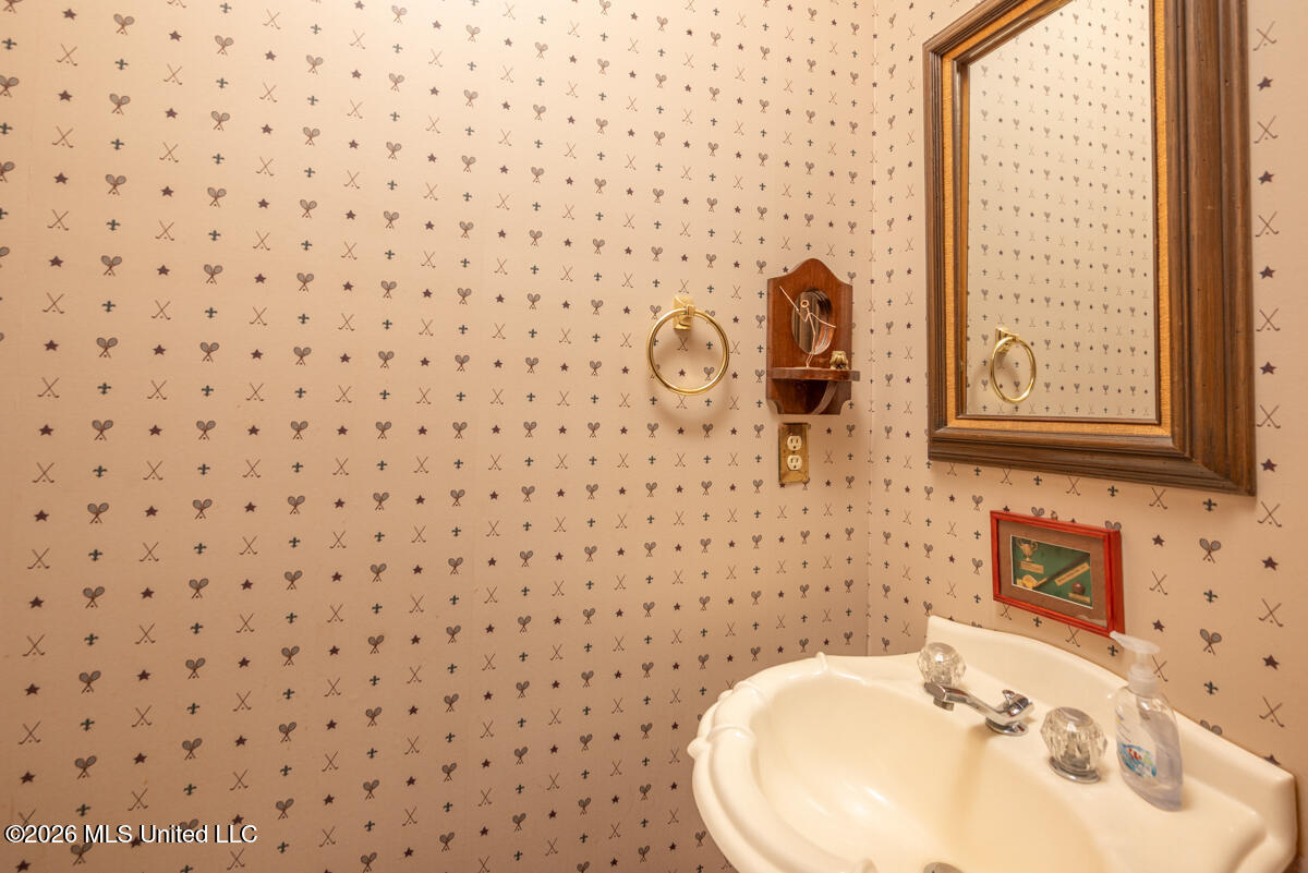 617 South Wedgewood Road Starkville, MS 39759 - Photo 25 of 47 DSC_4136