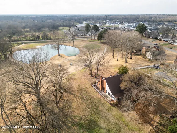 $715,000 | 617 South Wedgewood Road, Starkville, MS 39759