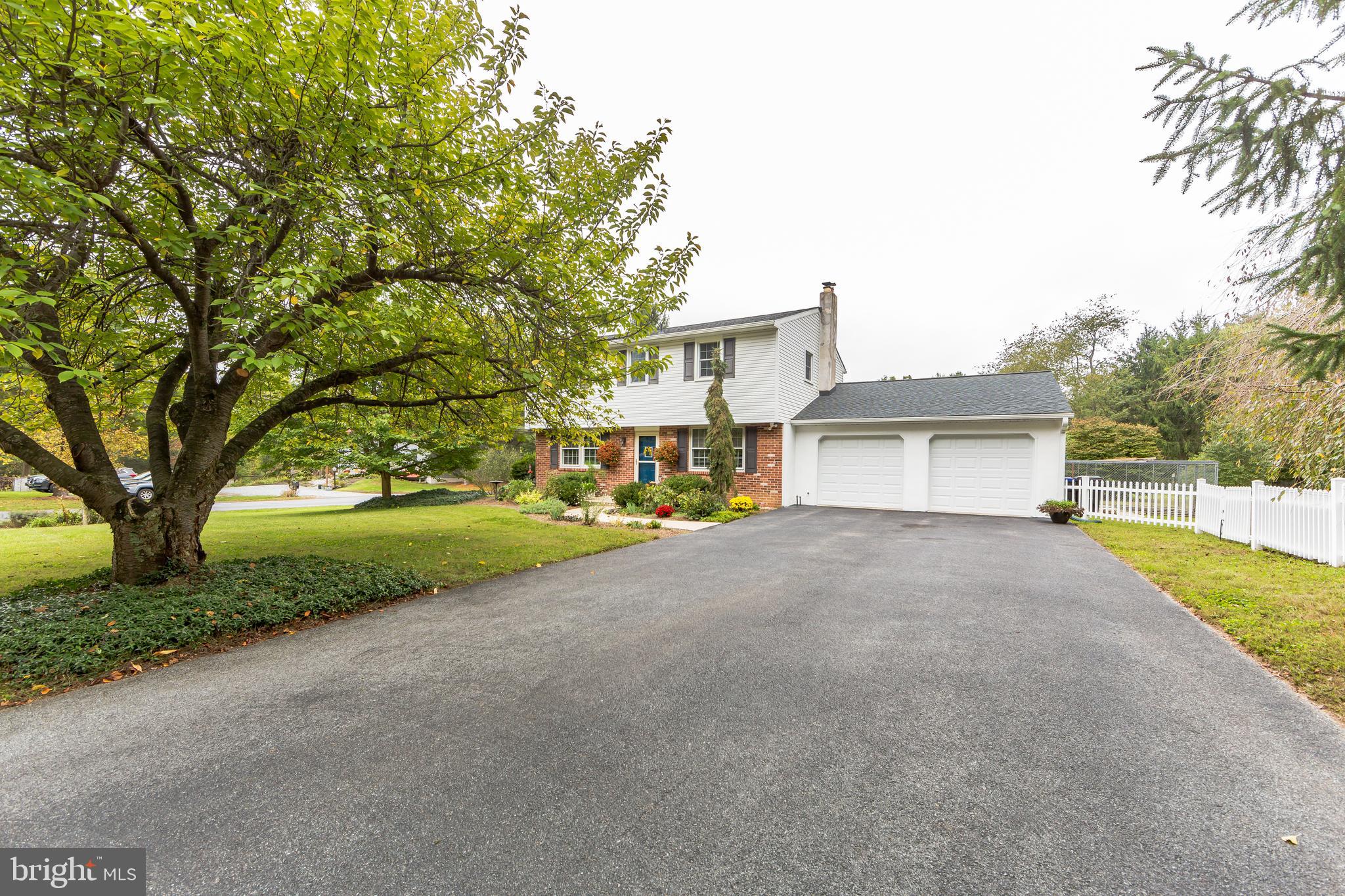 11 Mauger Road Elverson, PA 19520 - Photo 2 of 39 Front of House