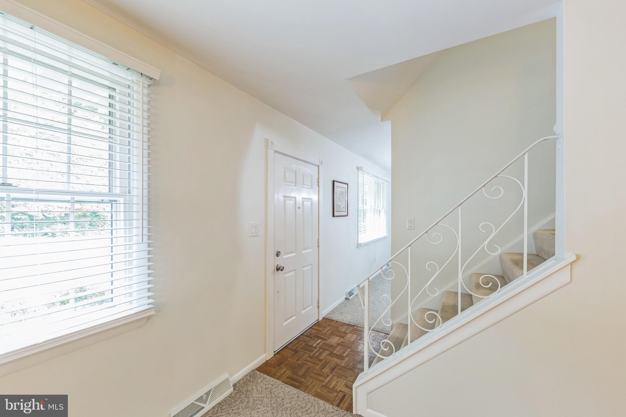 11 Mauger Road Elverson, PA 19520 - Photo 4 of 39 Entryway