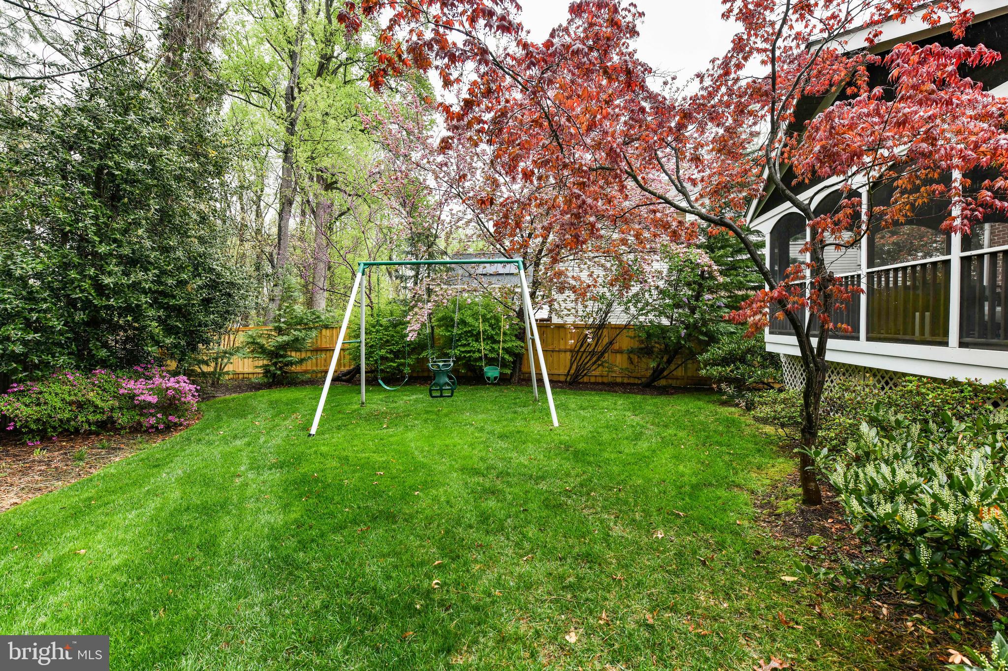 6866 Melrose Drive McLean, VA 22101 - Photo 40 of 42 a view of a backyard with a garden
