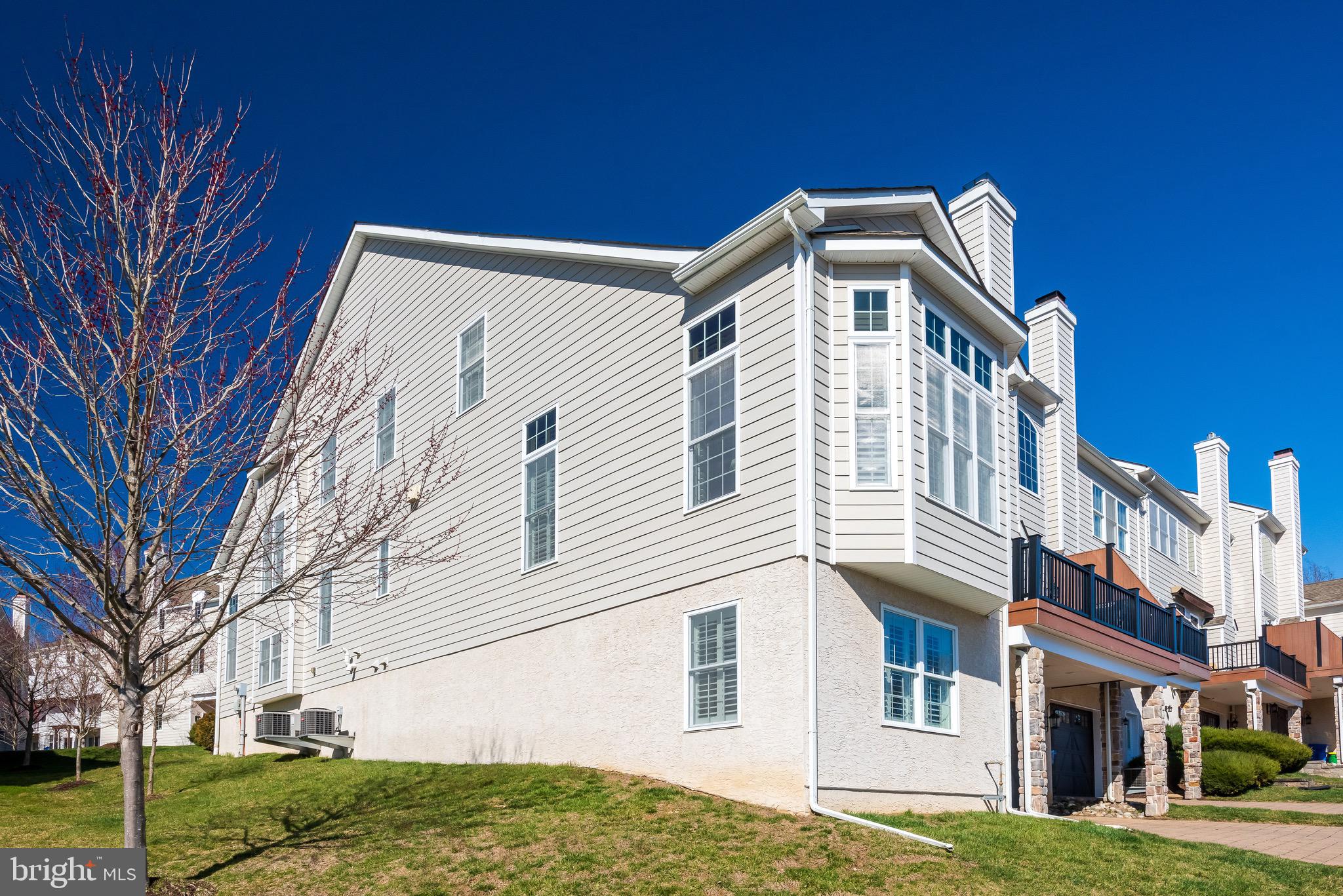 416 Ravenscliff Drive Springfield, PA 19064 - Photo 48 of 48 Back Exterior