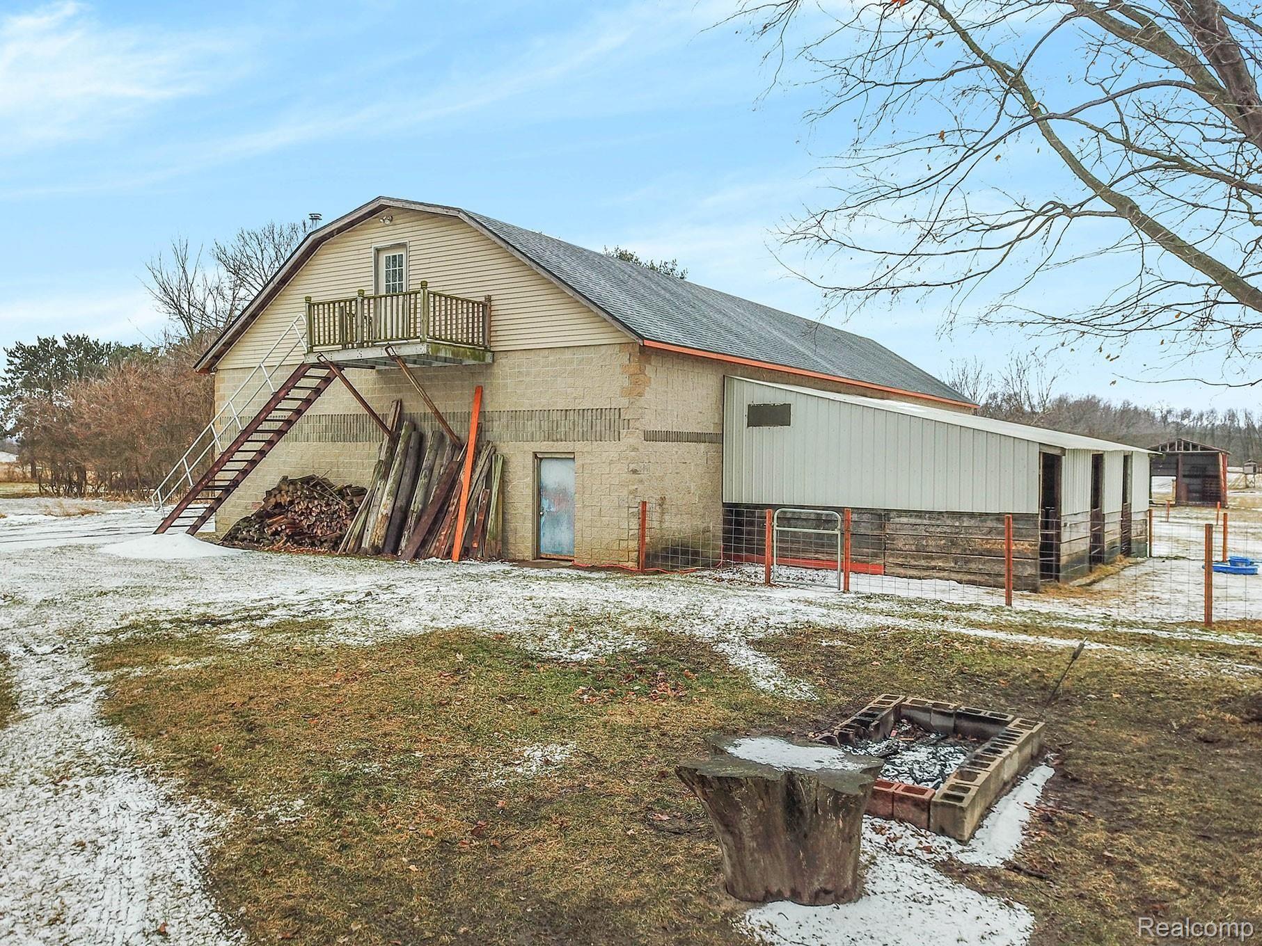 10531 Antcliff Road Fowlerville, MI 48836 - Photo 24 of 34 8.jpg