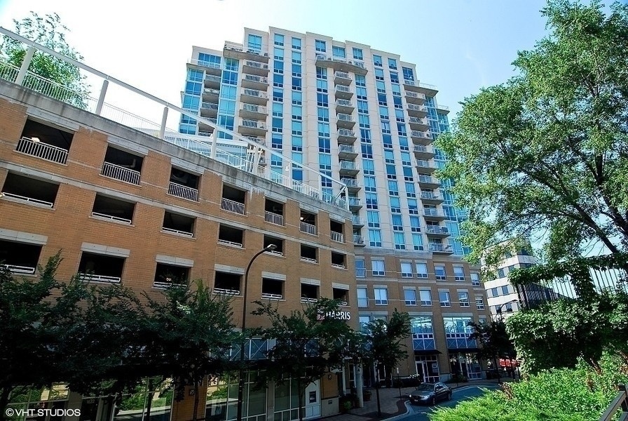 1640 Maple Avenue, Unit 1107 Evanston, IL 60201 - Photo 1 of 28 a view of a building