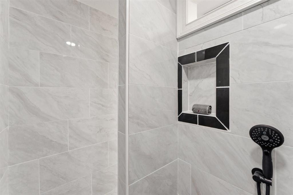 1304 Theriot Road Lake Charles, LA 70611 - Photo 16 of 35 Primary Bathroom - inside shower View 2