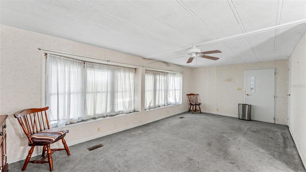 1610 Reynolds Road, Unit 128 Lakeland, FL 33801 - Photo 16 of 43 Gallery Image 16
