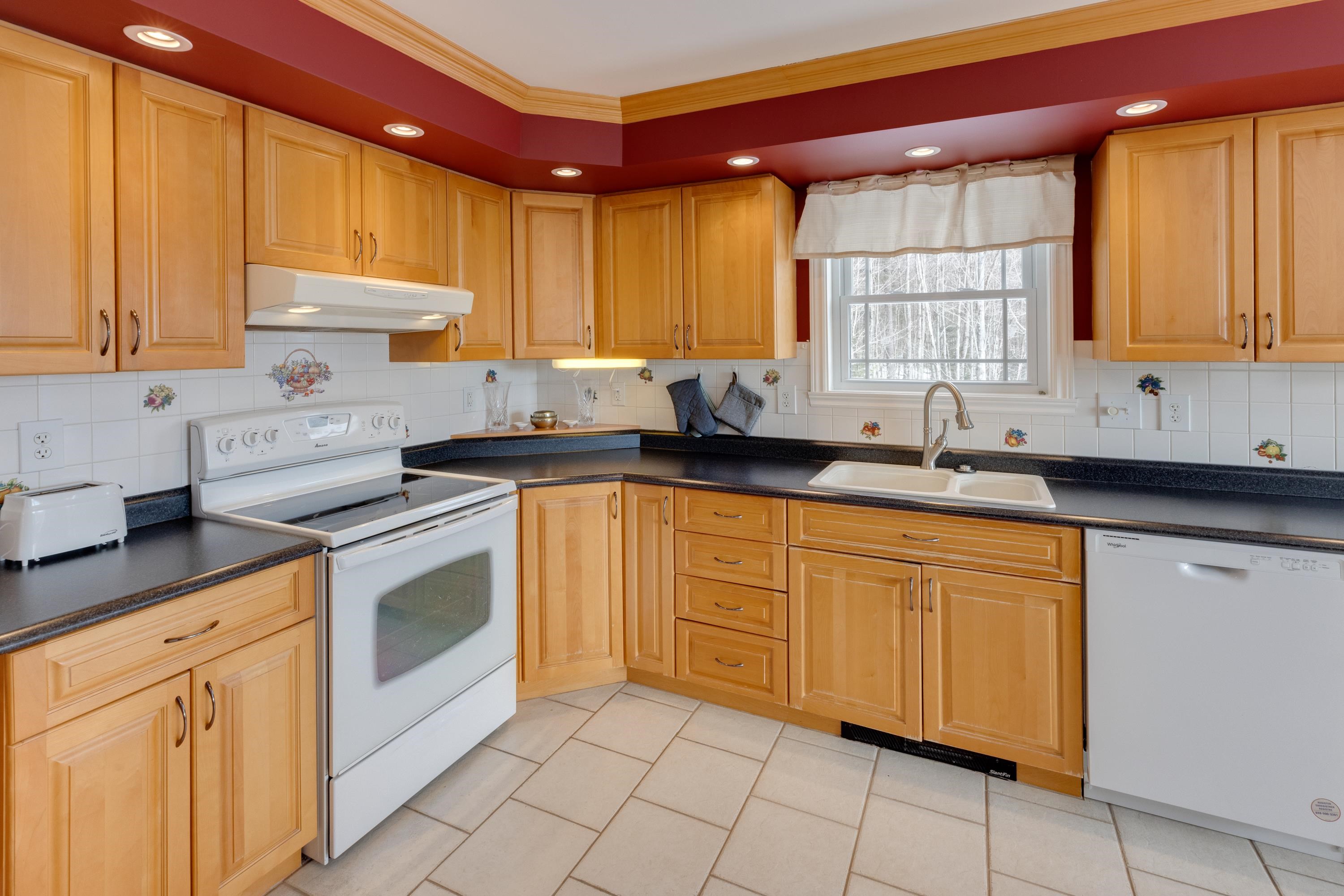 484 Manns Hill Road Littleton, NH 03561 - Photo 32 of 37 Gallery Image 32
