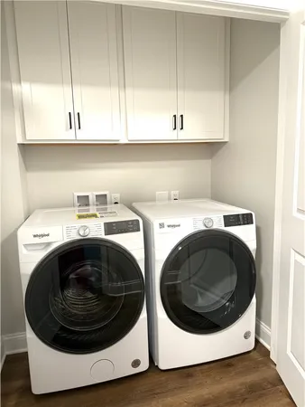 $495,000 | 241 Bretlyn Circle, Brighton, NY 14618