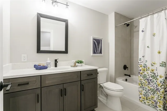 $495,000 | 241 Bretlyn Circle, Brighton, NY 14618