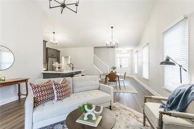 $495,000 | 241 Bretlyn Circle, Brighton, NY 14618