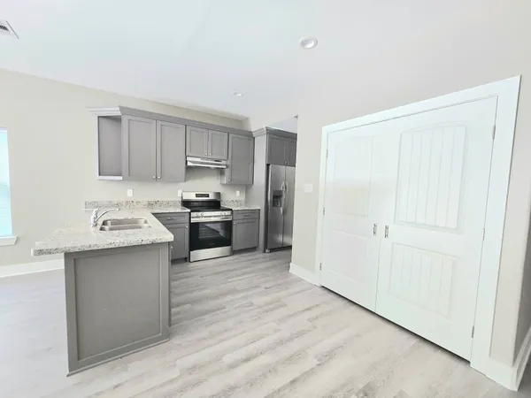$1,450 | 3516 Hunnicutt Street, Unit A, Dayton, TX 77535
