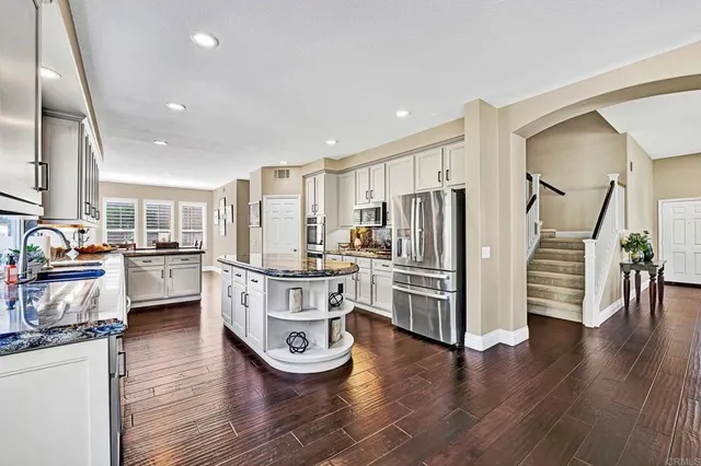 $1,325,000 | 1463 Belmont Park Road, Oceanside, CA 92057