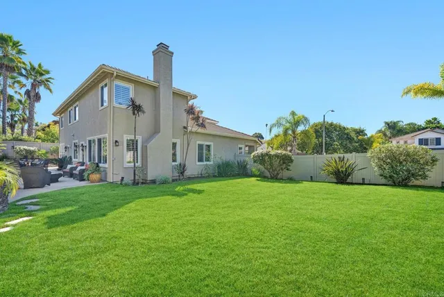 $1,325,000 | 1463 Belmont Park Road, Oceanside, CA 92057