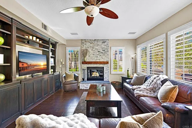 $1,325,000 | 1463 Belmont Park Road, Oceanside, CA 92057