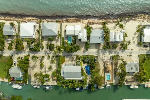 $3,500,000 | 133 Sunset Drive, Islamorada, FL 33036