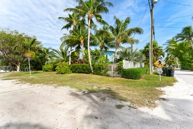 $3,500,000 | 133 Sunset Drive, Islamorada, FL 33036