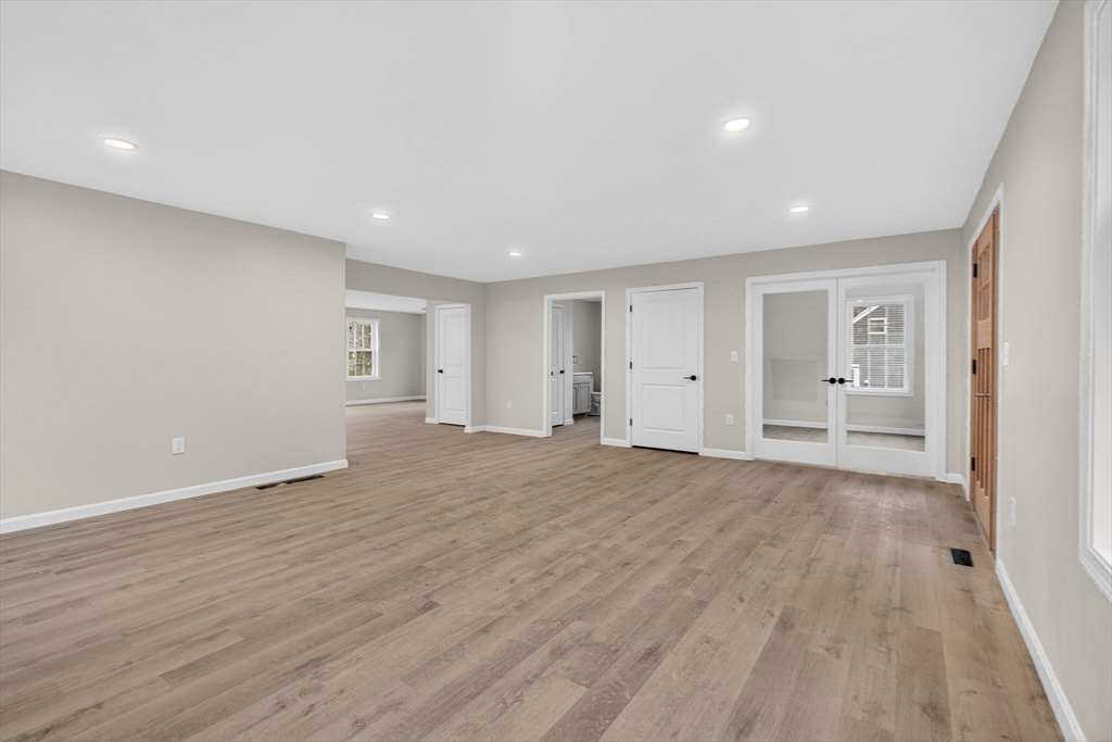 65 Ormonde Road Methuen, MA 01844 - Photo 17 of 42