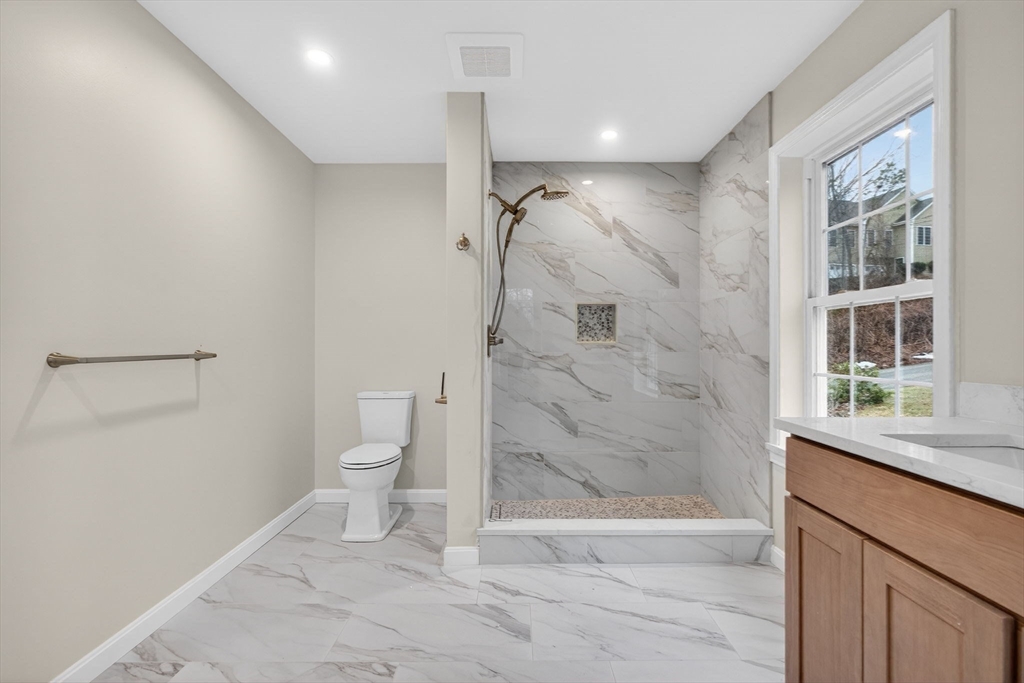 65 Ormonde Road Methuen, MA 01844 - Photo 27 of 42