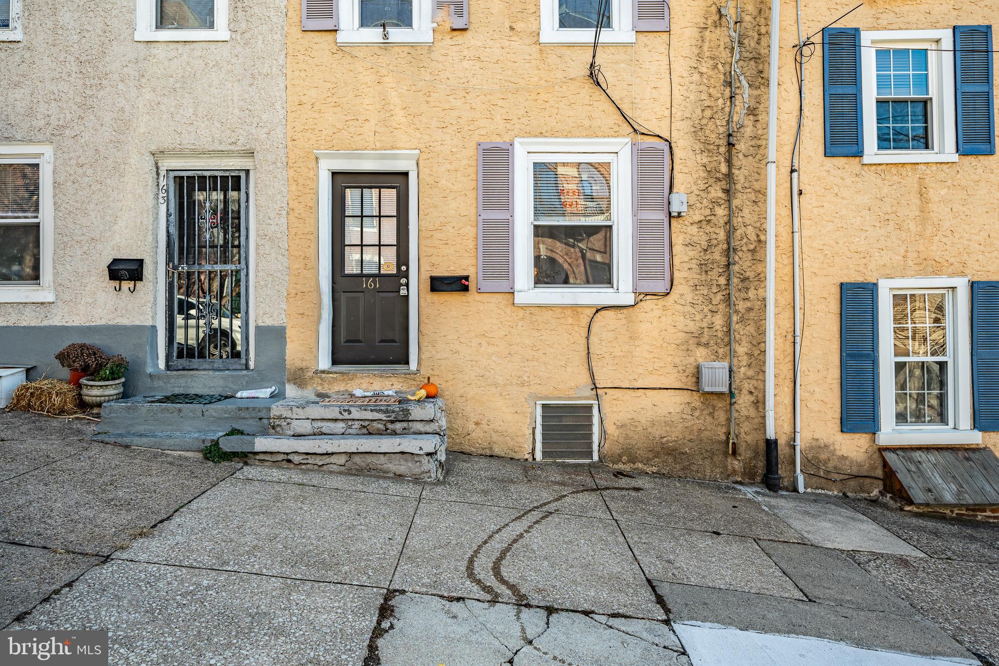 161 Gay Street Philadelphia, PA 19127 - Photo 3 of 21