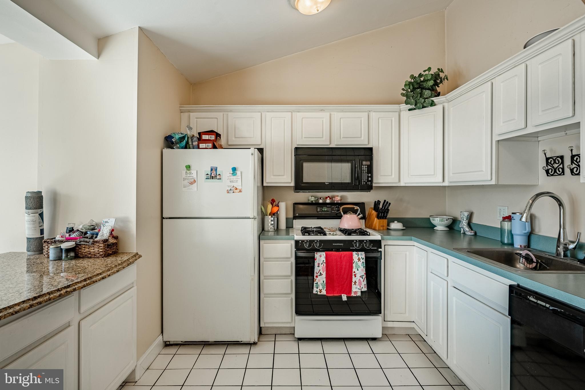 161 Gay Street Philadelphia, PA 19127 - Photo 8 of 21