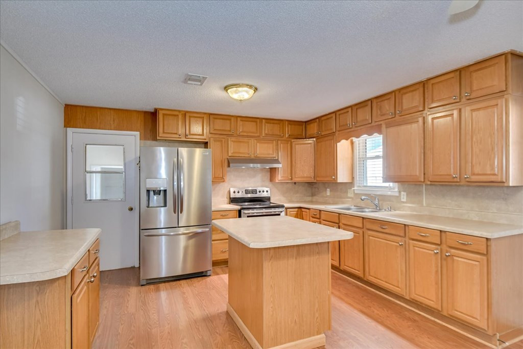 2143 Alfred Lane Augusta, GA 30906 - Photo 11 of 29