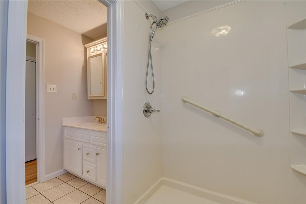 2143 Alfred Lane Augusta, GA 30906 - Photo 16 of 29