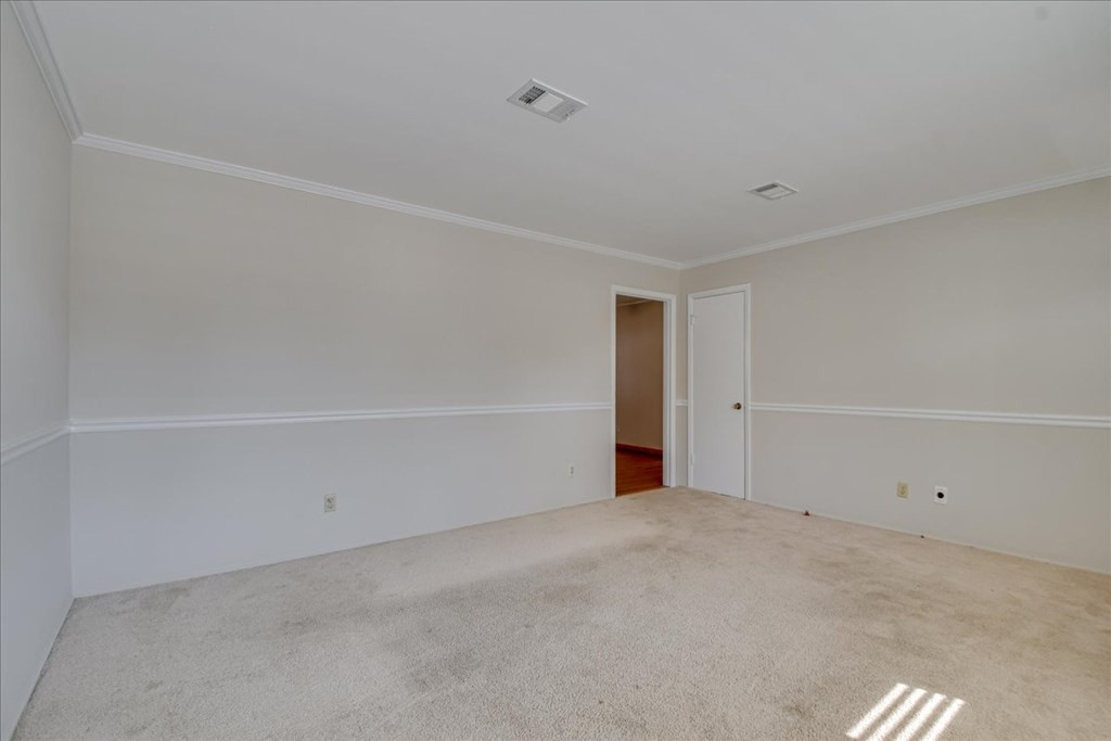 2143 Alfred Lane Augusta, GA 30906 - Photo 7 of 29