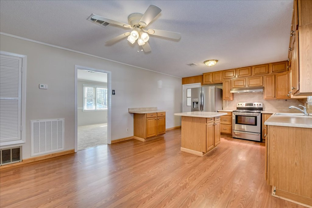 2143 Alfred Lane Augusta, GA 30906 - Photo 9 of 29